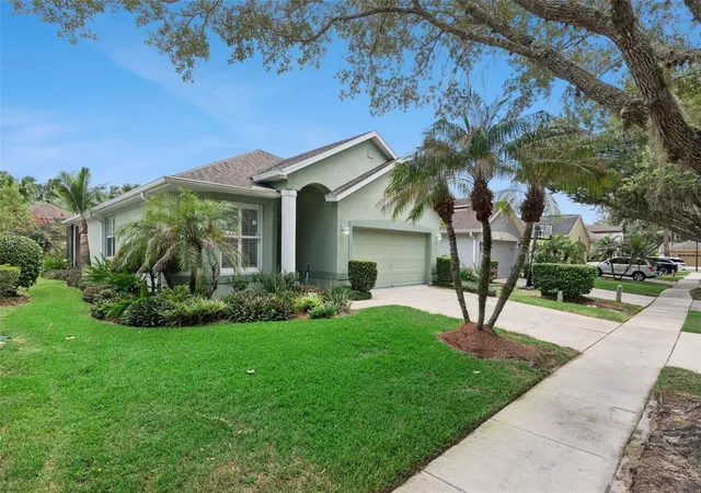 Photo 1 of Single family home for sale at 107 Peregrine Ct, Winter Springs, FL 32708 | MLS# O6436014 | Listing updated on 2026-09-21