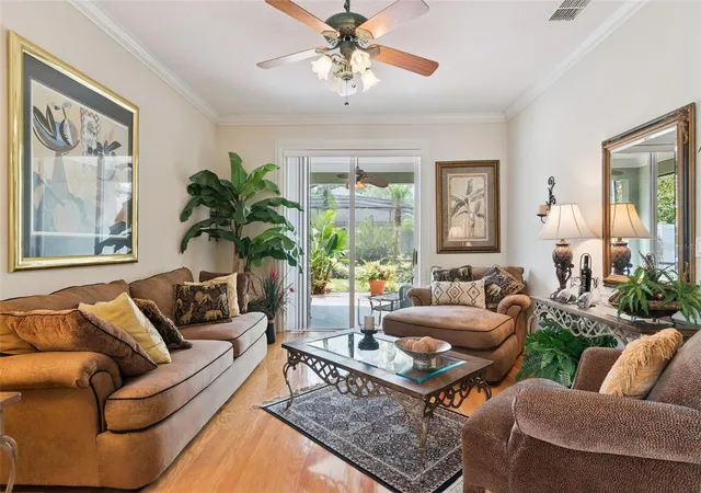 Photo 3 of Single family home for sale at 107 Peregrine Ct, Winter Springs, FL 32708 | MLS# O6436014 | Listing updated on 2026-09-21