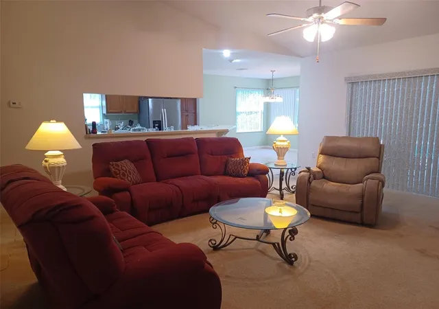 5th image of 19199 Sw 192Nd Loop, Dunnellon, FL 34432 | MLS# OM730947
