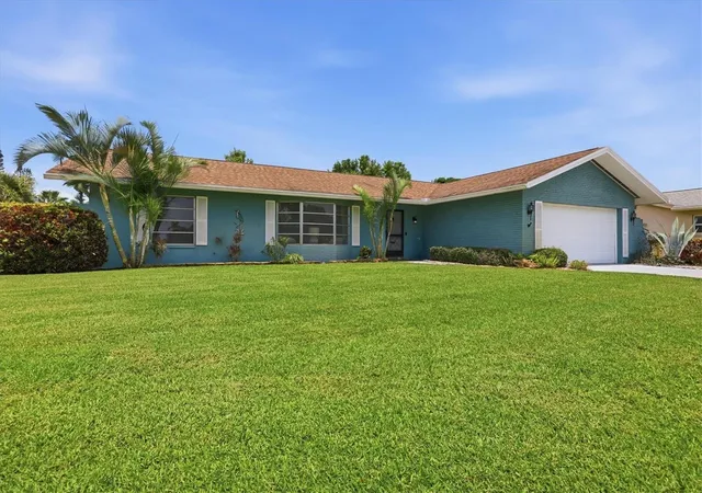 2nd image of 7402 13th Ave W, Bradenton, FL 34209 | MLS# A4703849
