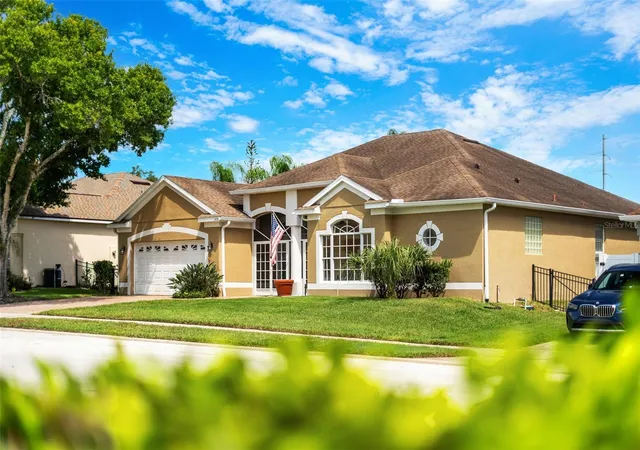 Photo 4 of Single family home for sale at 426 Palm Crest Ln, Lake Mary, FL 32746 | MLS# O6436020 | Listing updated on 2026-09-28