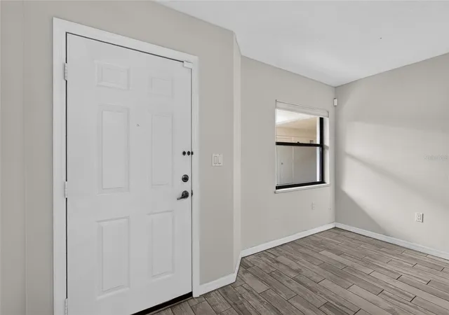Listing Photo 5 - Condo for sale in building located at 204 3Rd St W, Bradenton, FL 34205 - Unit #103
