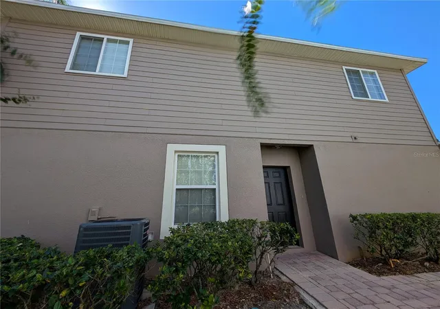 Photo 3 of Townhouse for sale at 2203 Chatham Pl Dr, Orlando, FL 32824 | MLS# O6436024 | Listing updated on 2026-09-24