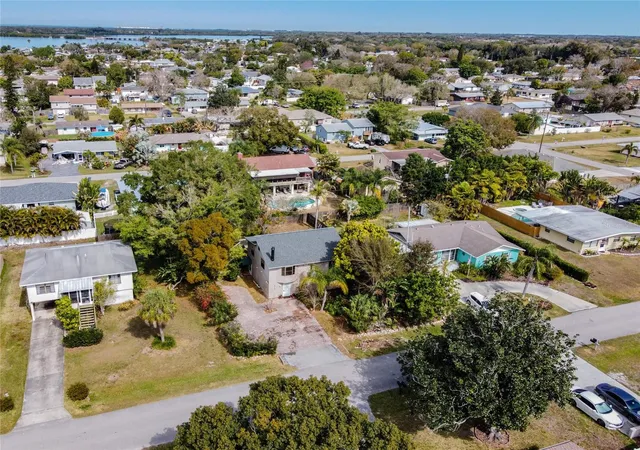 33rd image of 532 45th Street Ct W, Palmetto, FL 34221 | MLS# O6436025