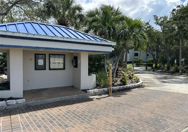 63rd image of 1316 Pasadena Ave S #102, South Pasadena, FL 33707 | MLS# TB8541778
