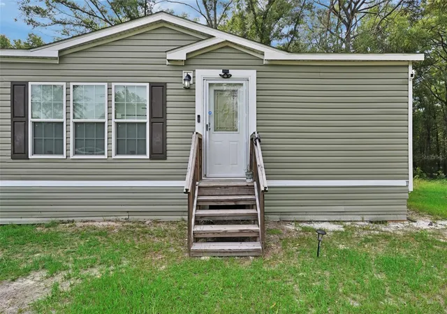 Photo 3 of Manufactured home for sale at 21619 41St Dr, Lake City, FL 32024 | MLS# TB8541782 | Listing updated on 2026-10-02