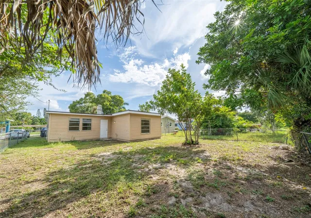 26th image of 2985 Saint Charles St, Fort Myers, FL 33916 | MLS# TB8541789