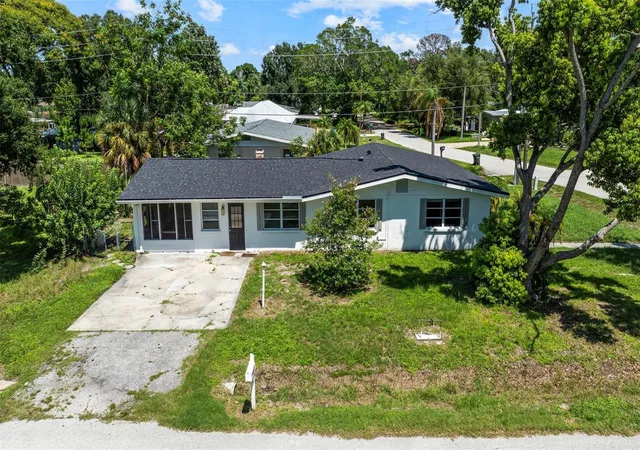 Photo 1 of Single family home for sale at 4875 Northwood Ave, Sarasota, FL 34231 | MLS# A4703860 | Listing updated on 2026-08-25