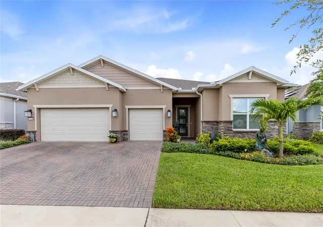 Photo 2 of Single family home for sale at 2722 River Crk Ln, Saint Cloud, FL 34771 | MLS# O6436039 | Listing updated on 2026-09-05