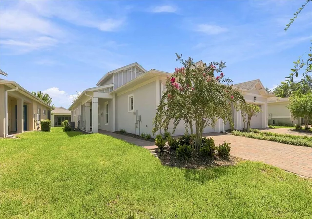 4th image of 2374 Datura Loop, St Cloud, FL 34772 | MLS# S5156184
