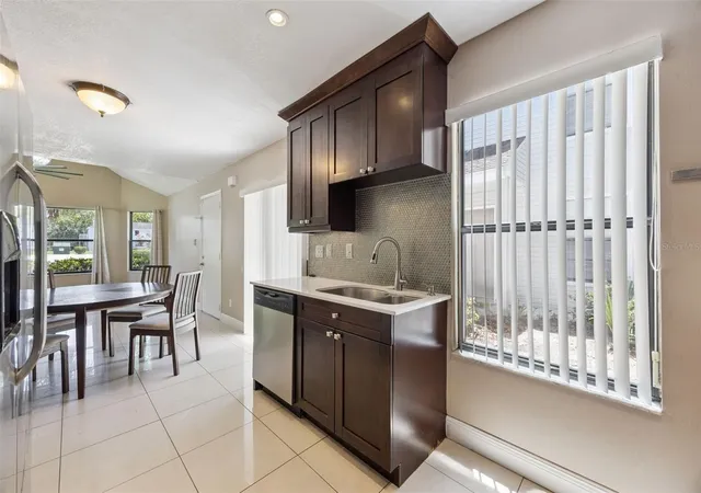 5th image of 3023 Rio Grande Trl #3023, Kissimmee, FL 34741 | MLS# O6436051