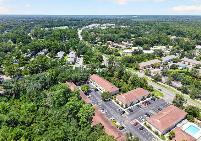 2nd image of 3901 Sw 20Th Ave, GAINESVILLE, FL 32607