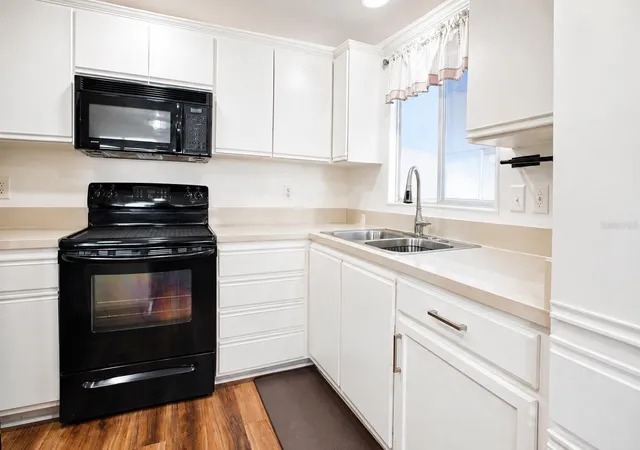 4th image of 516 Tampico Dr, North Port, FL 34287 | MLS# N6145464