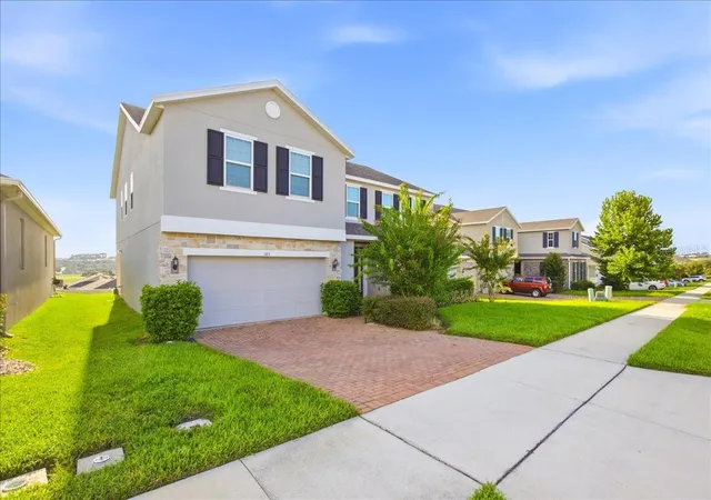 2nd image of 585 Sterling Reserve Wy, Minneola, FL 34715 | MLS# O6436065