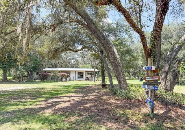1st image of 28622 N State Road 121, Alachua, FL 32615 | MLS# GC542956