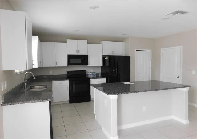 Photo 4 of Single family home for sale at 238 Argyll Dr, Spring Hill, FL 34609 | MLS# TB8541828 | Listing updated on 2026-08-26