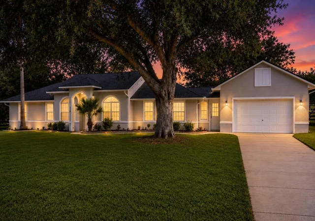 Photo 3 of Single family home for sale at 3635 Stephen Rd, Lady Lake, FL 32159 | MLS# G5116887 | Listing updated on 2026-09-24