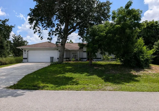 Photo 2 of Single family home for sale at 1298 Viscaya Dr, Port Charlotte, FL 33952 | MLS# C7529910 | Listing updated on 2026-08-28