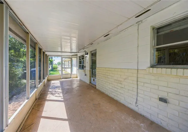 Photo 3 of House for sale at 20 W Cowles St, Englewood, FL 34223 | MLS# D6148532 | Listing updated on 2026-09-23