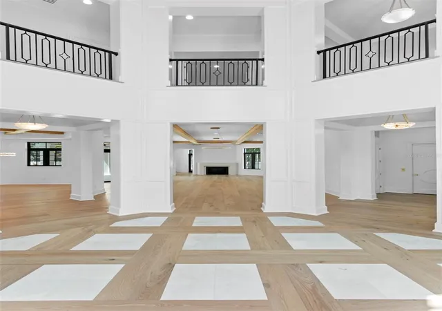 Photo 2 of Single family home for sale at 3907 Bayshore Blvd, Tampa, FL 33611 | MLS# TB8541847 | Listing updated on 2026-10-20