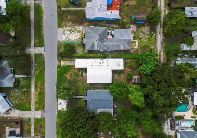 3rd image of 5613 20Th Ave S, Gulfport, FL 33707 | MLS# TB8541860