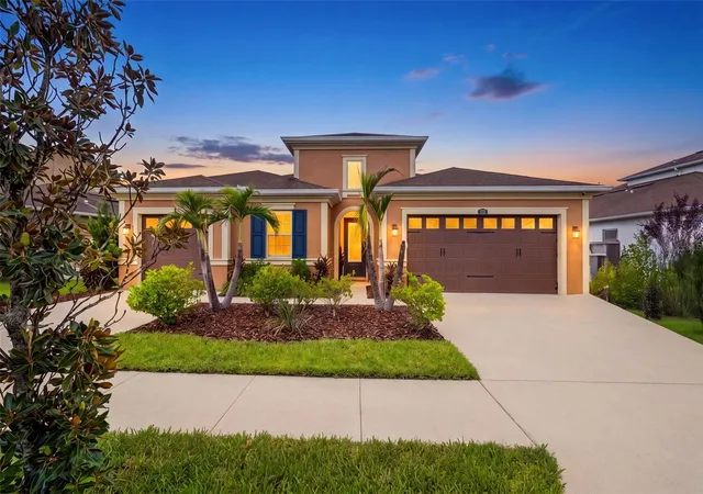 Single family home for sale at 1723 Whitewillow Dr, WESLEY CHAPEL, FL 33543 | MLS# W7888857