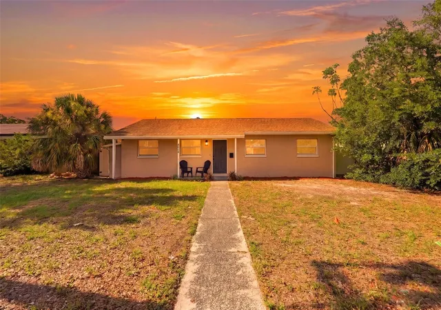 Photo 1 of Single family home for sale at 4075 38th Ave N, St Petersburg, FL 33713 | MLS# TB8541870 | Listing updated on 2026-08-25