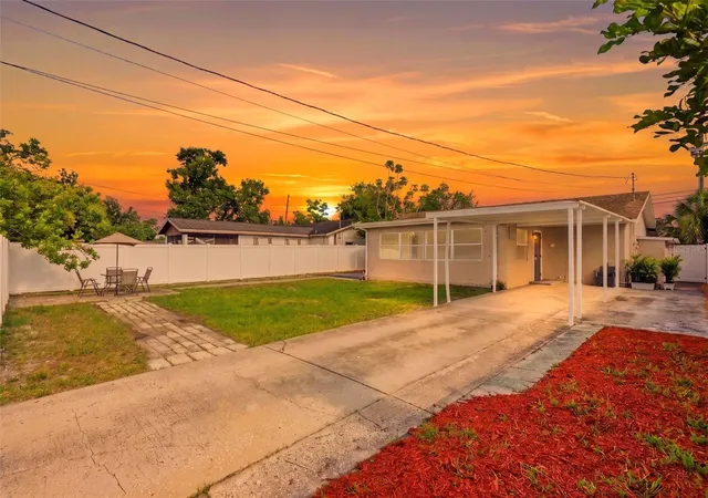 Photo 2 of Single family home for sale at 4075 38th Ave N, St Petersburg, FL 33713 | MLS# TB8541870 | Listing updated on 2026-08-25