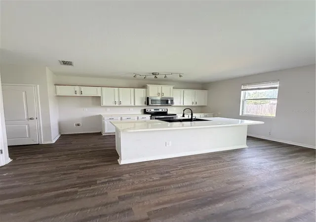 Photo 3 of Single family home for sale at 45170 Dutton Wy, Callahan, FL 32011 | MLS# OM730959 | Listing updated on 2026-09-28