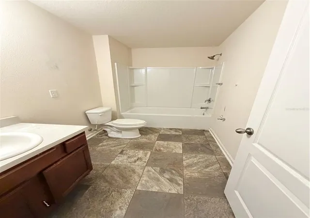 Photo 4 of Single family home for sale at 45170 Dutton Wy, Callahan, FL 32011 | MLS# OM730959 | Listing updated on 2026-09-28