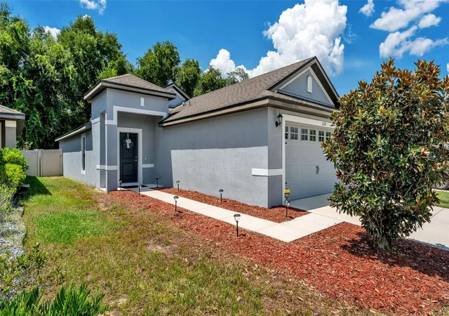 Photo 1 of Sale Pending at 6270 Manitoba Dr, Lakeland, FL 33805 | MLS# L4964513 | Listing updated on 2026-10-20