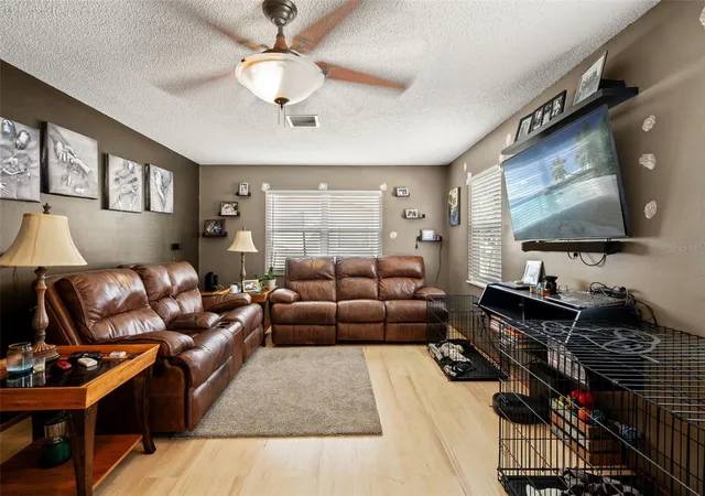 Photo 4 of Single family home for sale at 4555 Cynthia Ln, Spring Hill, FL 34606 | MLS# TB8541879 | Listing updated on 2026-08-25