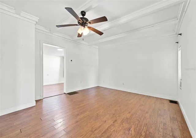 4th image of 4 E Bay St, Davenport, FL 33837 | MLS# O6436115