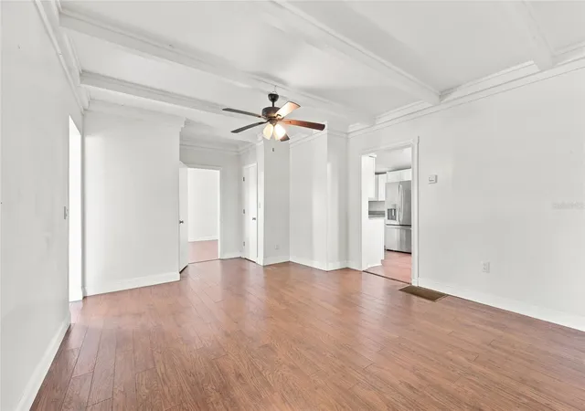 5th image of 4 E Bay St, Davenport, FL 33837 | MLS# O6436115