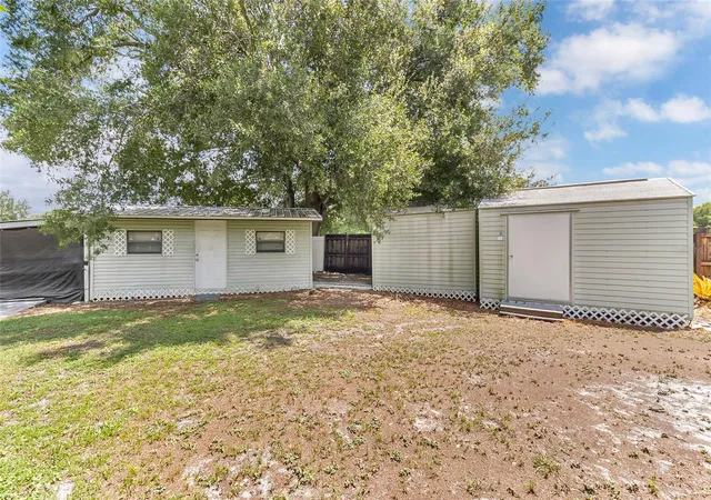 Photo 3 of Single family home for sale at 221 Odham Dr, Sanford, FL 32773 | MLS# FC320924 | Listing updated on 2026-09-18