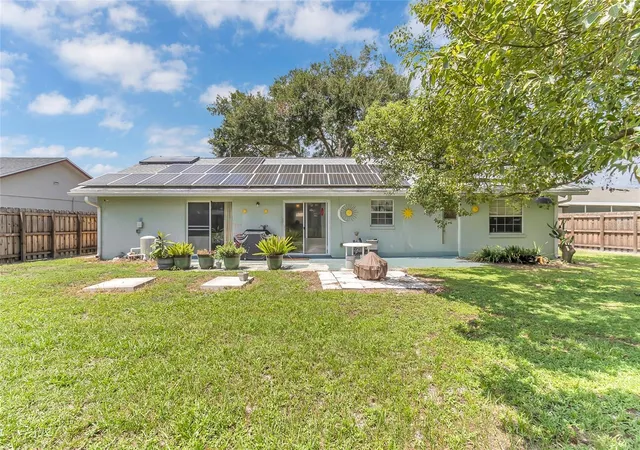 Photo 4 of Single family home for sale at 221 Odham Dr, Sanford, FL 32773 | MLS# FC320924 | Listing updated on 2026-09-18