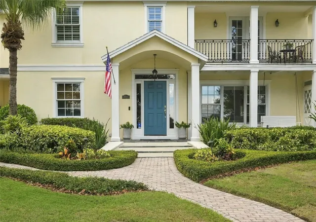 Photo 2 of Single family home for sale at 1221 Dorchester St, Orlando, FL 32803 | MLS# O6436124 | Listing updated on 2026-10-06