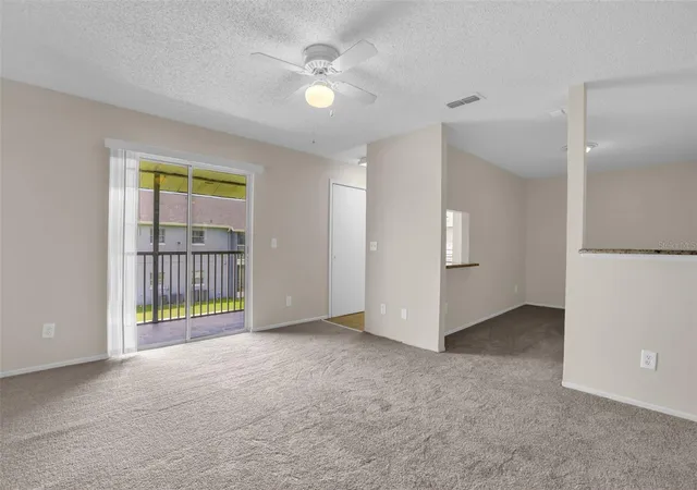 Listing Photo 2 - Condo for sale in building located at 4160 Pershing Pointe Pl, ORLANDO, FL 32822 - Unit #4