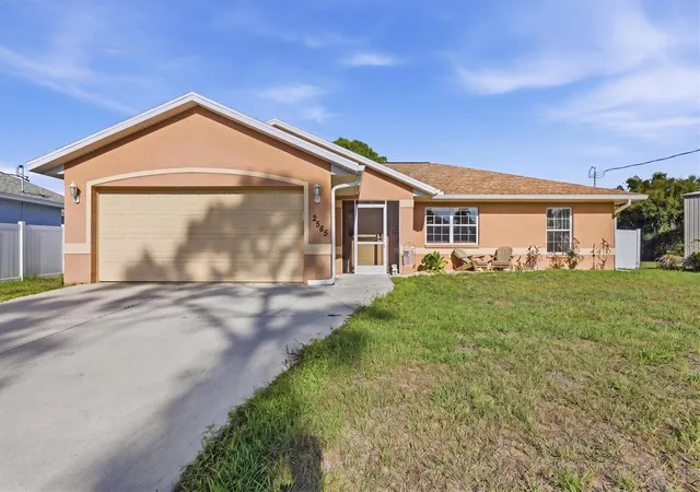 Photo 1 of Single family home for sale at 2565 Clovelon St, North Port, FL 34291 | MLS# D6148536 | Listing updated on 2026-09-03