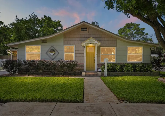 Photo 2 of Single family home for sale at 6052 Nebraska Ave, New Port Richey, FL 34653 | MLS# TB8541896 | Listing updated on 2026-08-28