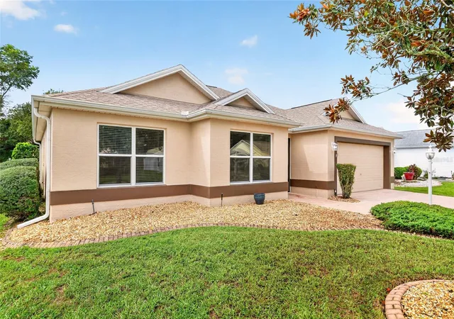 Photo 2 of Single family home for sale at 1238 Augustine Dr, The Villages, FL 32159 | MLS# G5116897 | Listing updated on 2026-10-09