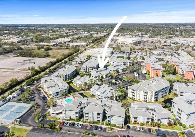 image of 6915 Stones Throw Cir N, ST PETERSBURG, FL 33710