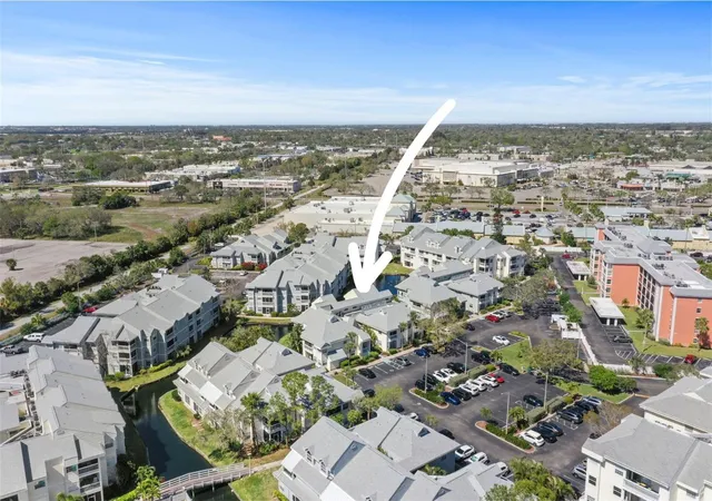 image of 6915 Stones Throw Cir N, ST PETERSBURG, FL 33710
