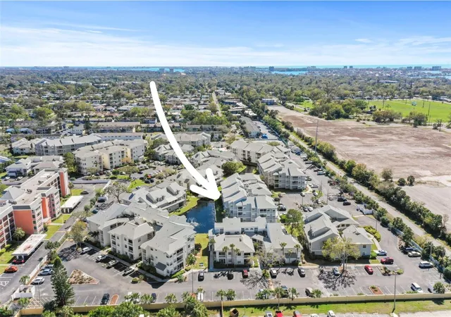 image of 6915 Stones Throw Cir N, ST PETERSBURG, FL 33710