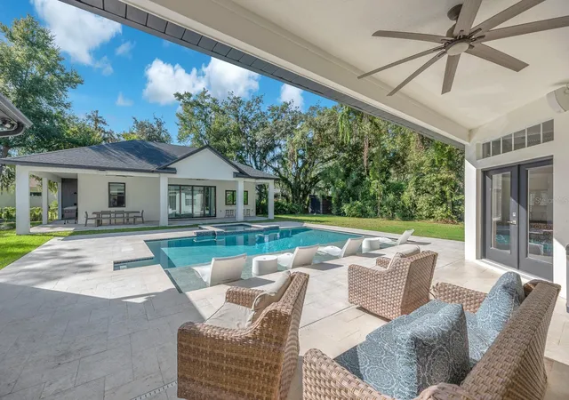 Photo 3 of Single family home for sale at 5806 Audubon Manor Blvd, Lithia, FL 33547 | MLS# TB8541910 | Listing updated on 2026-10-06