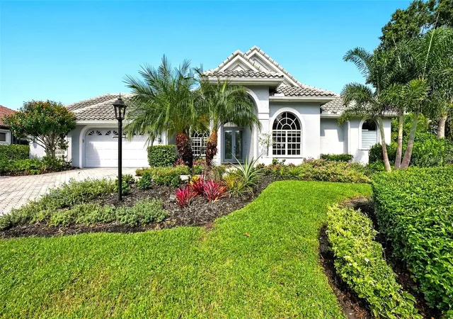 Single family home for sale at 8136 Regents Ct, UNIVERSITY PARK, FL 34201 | MLS# A4703893
