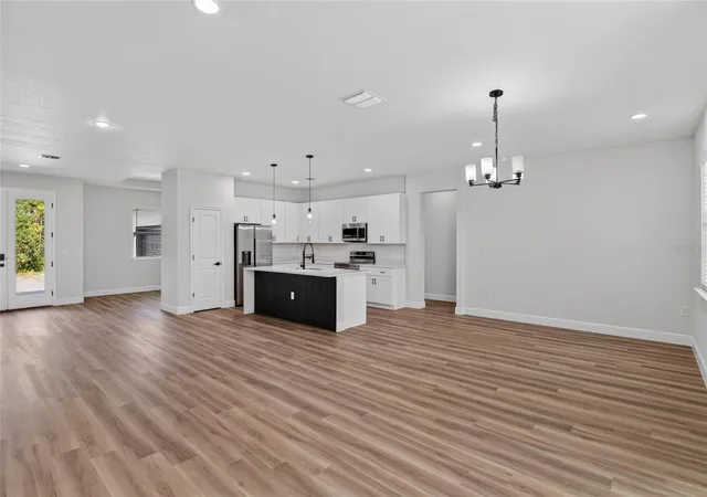 4th image of 184 Linder Dr, Homosassa, FL 34446 | MLS# O6436154
