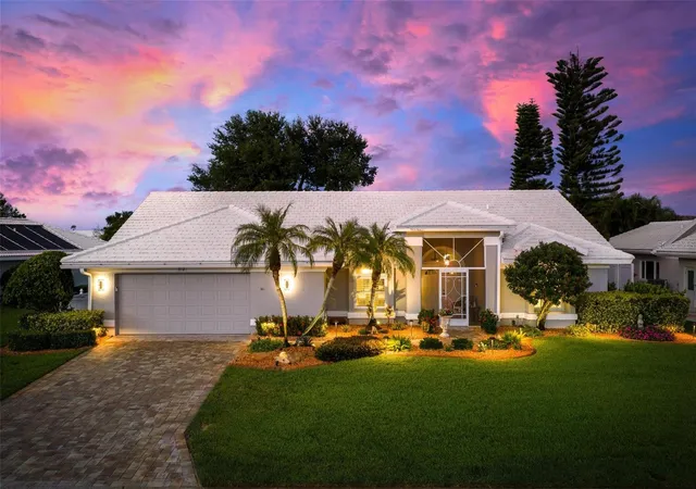 Single family home for sale at 512 Warwick Dr, VENICE, FL 34293 | MLS# N6145467