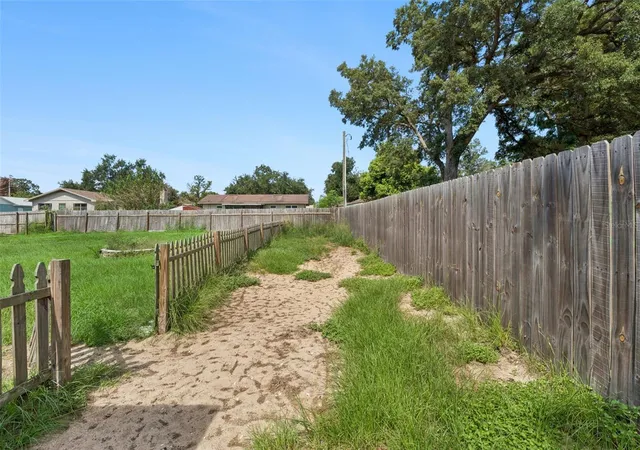 Photo 33 of Single family home for sale at 108 Alexandria Ave, Minneola, FL 34715 | MLS# O6436156 | Listing updated on 2026-09-08
