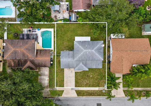 32nd image of 1972 Lansing Dr, Clearwater, FL 33763 | MLS# TB8541929